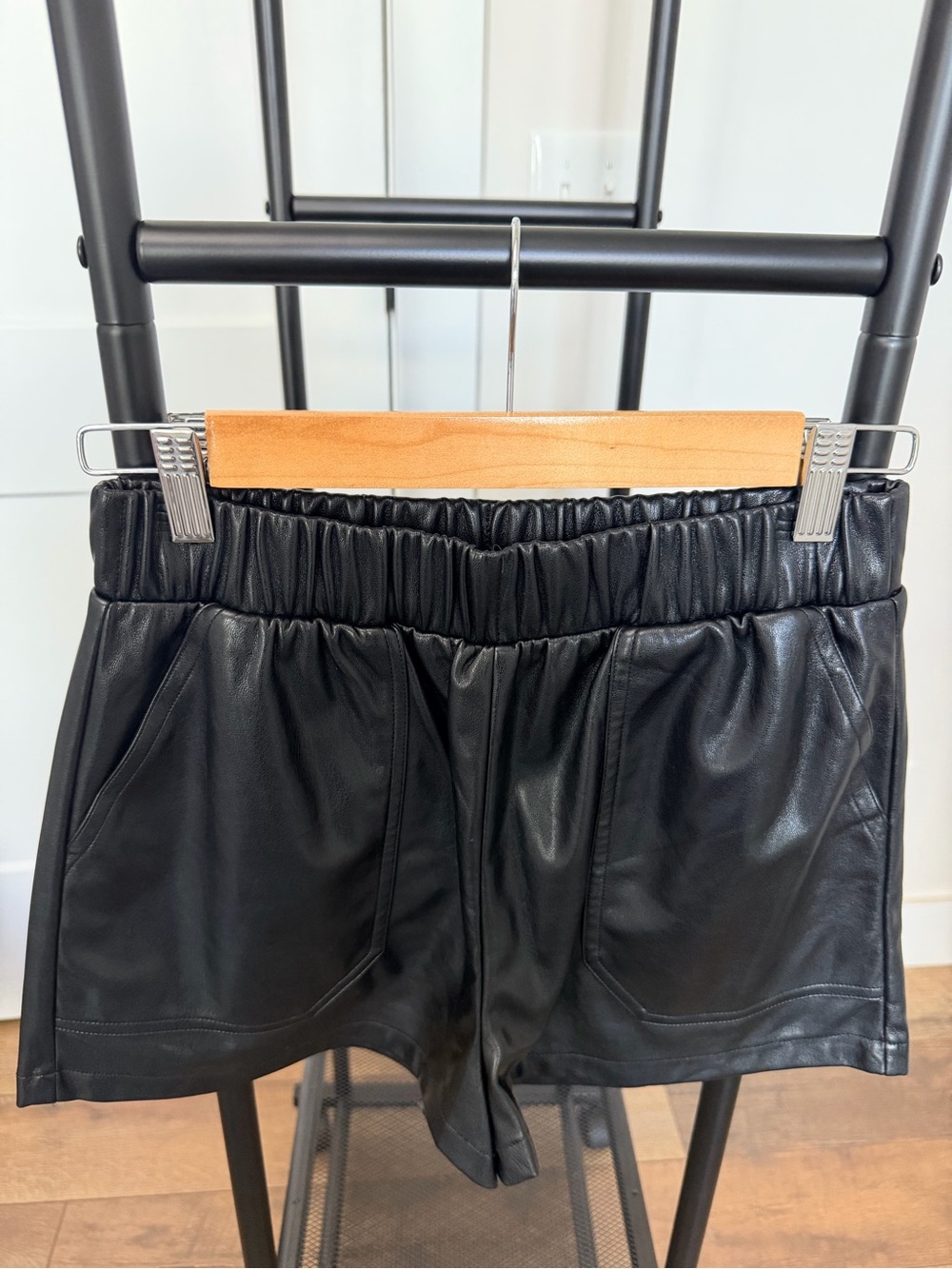 Steve Madden - Black Faux Leather Elastic-Waist Shorts